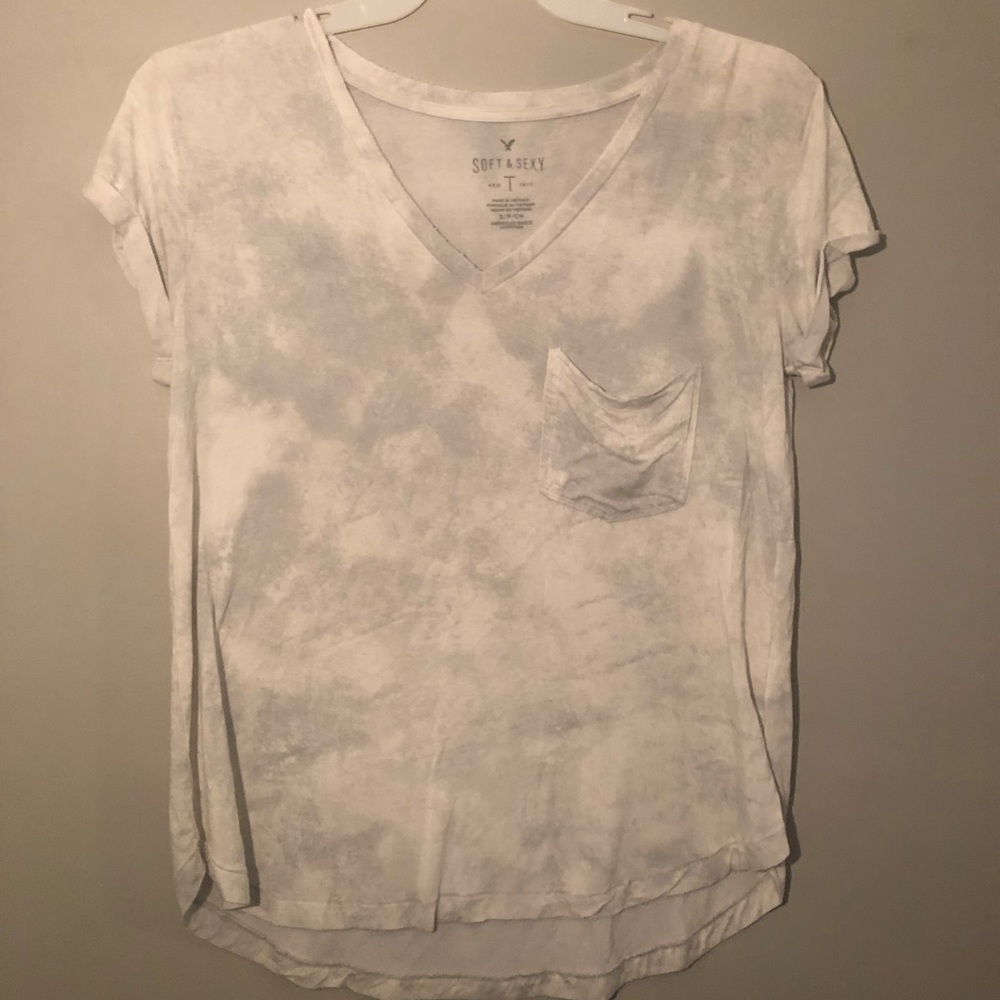 White wash “soft and sexy” American Eagle Tee